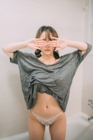 伊人小婷婷色香综合缴缴情_BD国语完整版观看